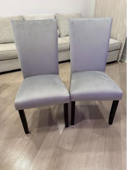 Dining chairs velvet set of 2 Brand new