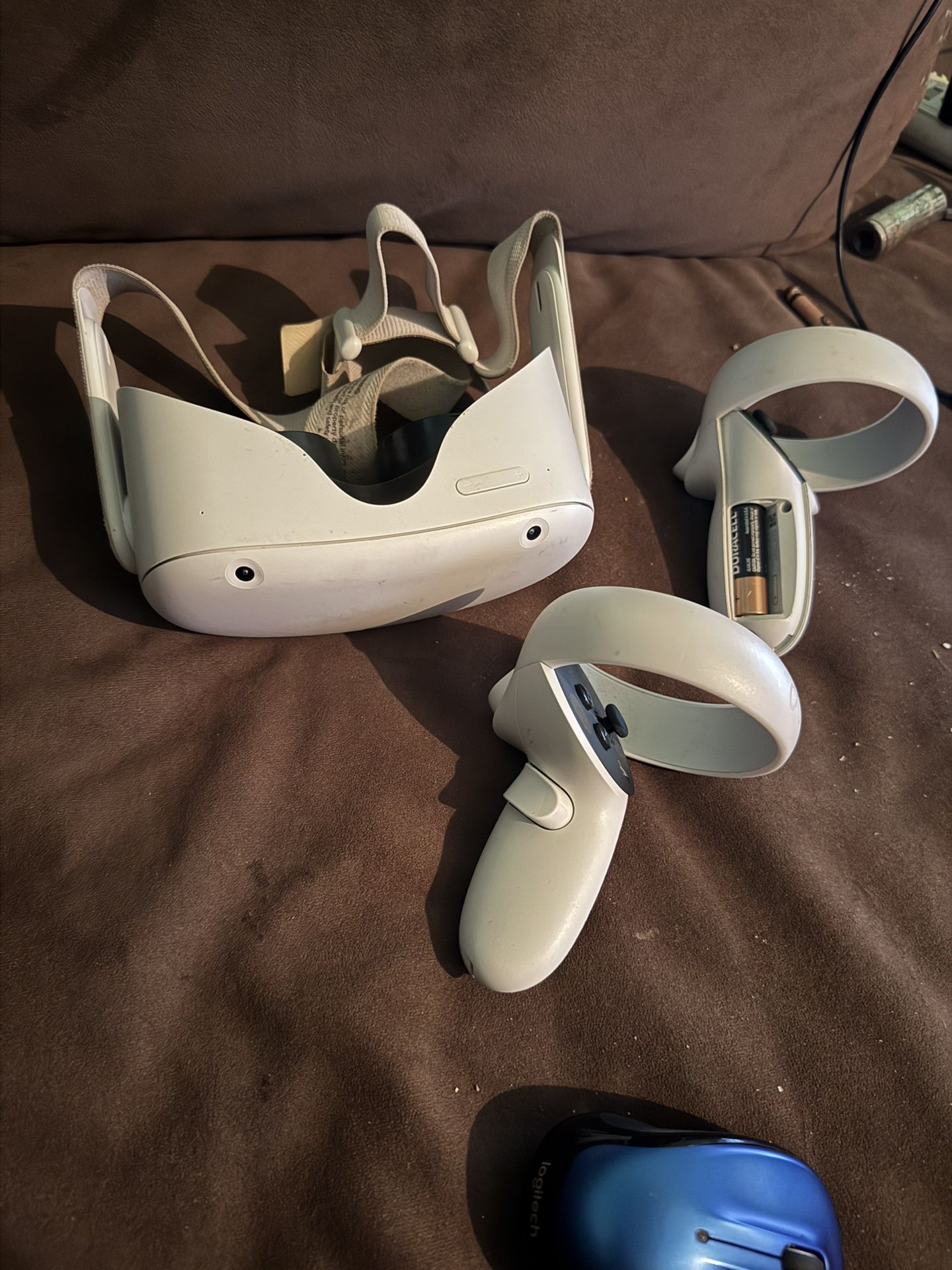 Meta Quest 2 all In One Wireless VR headset