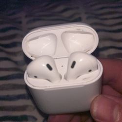 Apple AirPods