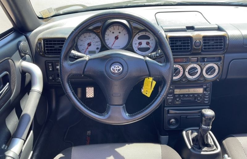 2002 Toyota MR2 Spyder