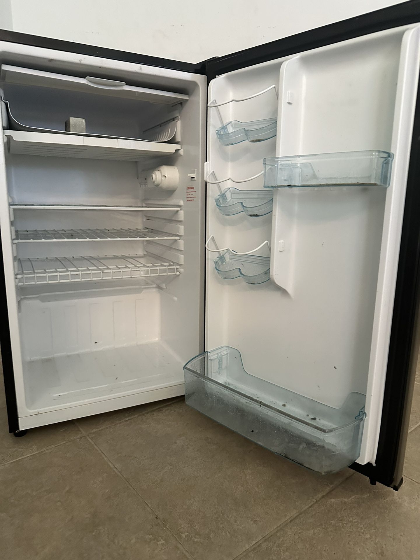 Mini fridge