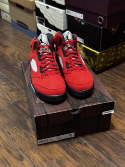 Brand new Jordan 5 Raging Bull Size 10.5