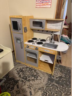 Kids Play Kitchen