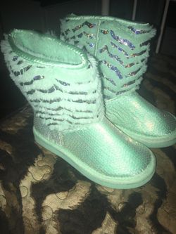 Boots from justice size 1
