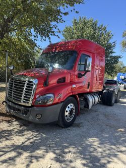 Cascadia 2014 Detroit Engine