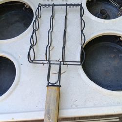 BBQ corn on the cob rack + skewers + other BBQ tools