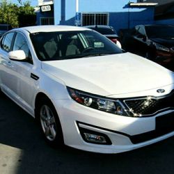 2015 Kia Óptima L X.  $2000 Down Payment, Impecable Condotion
