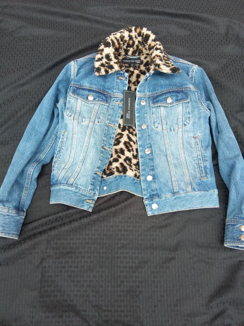 New with tags women's size xs Veronica beard