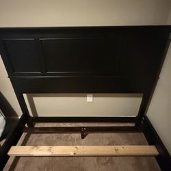 Queen Frame