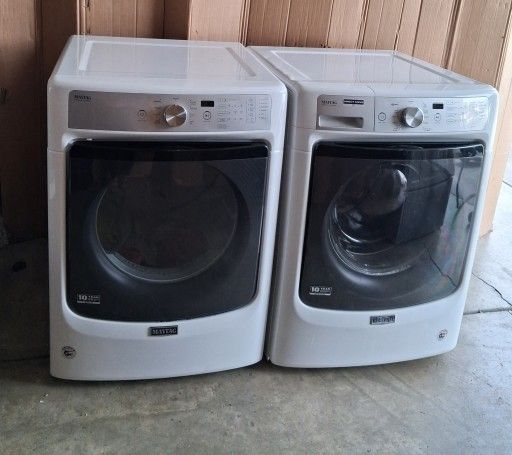 MAYTAG WASHER AND ELECTRIC DRYER