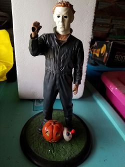 Michael Myers Statue Figure