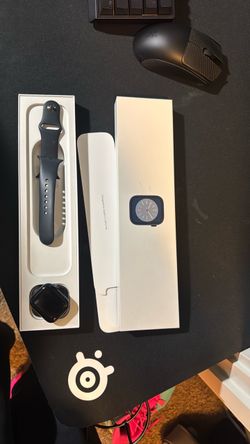 Apple Watch Series 8 midnight