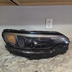 Jeep Cherokee Headlight 