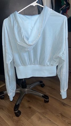 Hello kitty cropped sweater