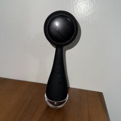 pmd smart facial cleansing device 