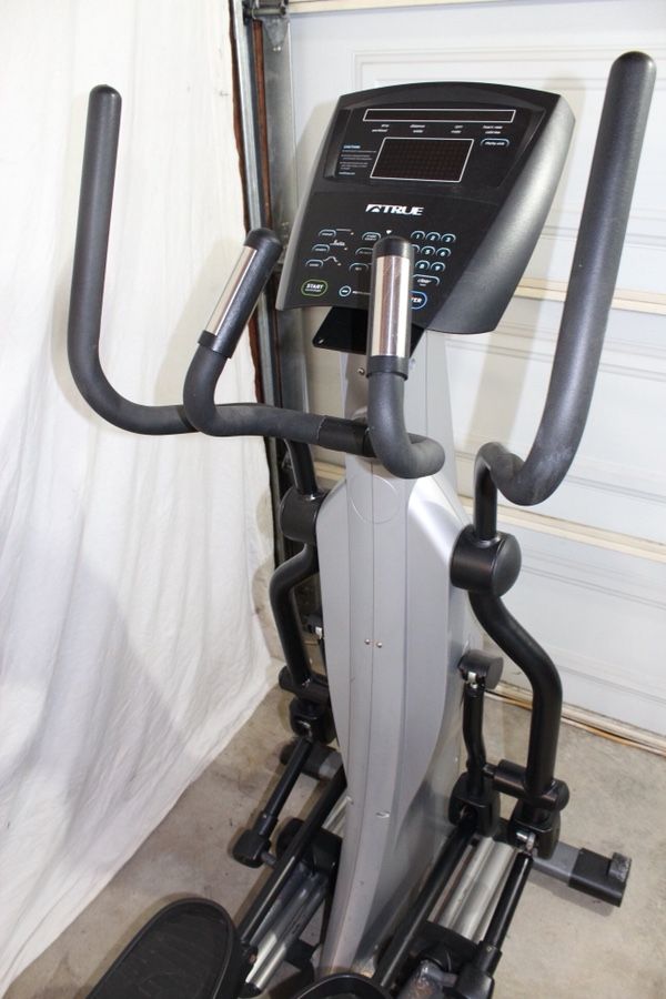 TRUE Z7 Elliptical Cross Trainer Commercial Grade Exercise Machine Gym