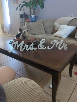 Mr And Mrs Sign  $20