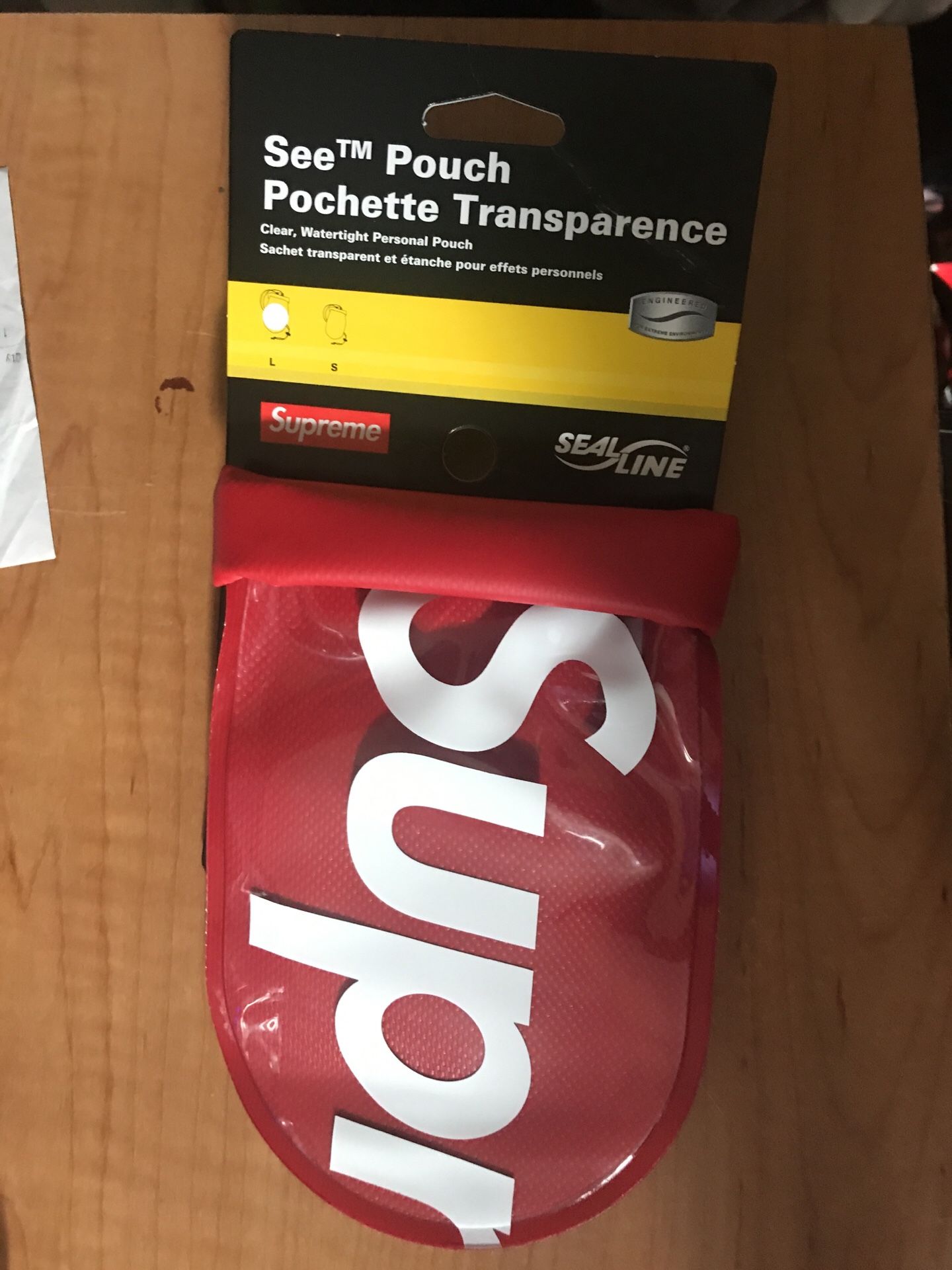 SUPREME SEE POUCH LARGE