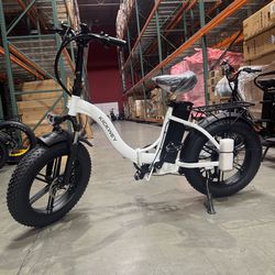 Folding electric bicycle
