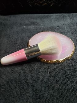Nails Pink Brush