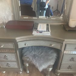 Elegant Silver Vanity Set with Mirror & Stool