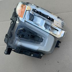 2023 2024 Chevrolet Silverado 1500 Headlight