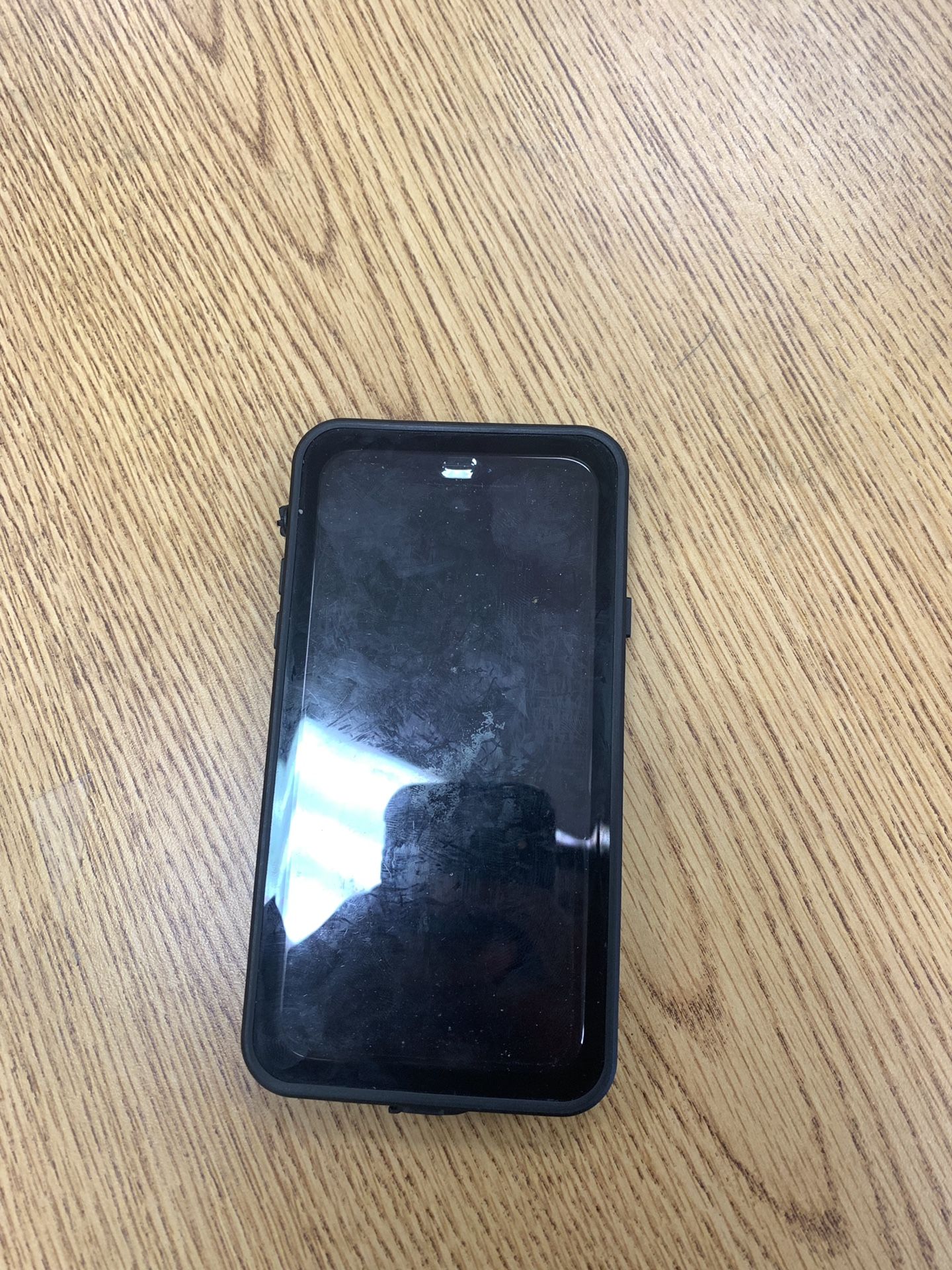 iPhone XR black