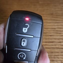 RAM KEYLESS ENTRY REMOTE KEY FOB SMART KEY