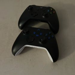 2 Xbox Controllers For Parts 