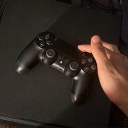 Black PS4