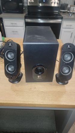 Logitech Woofer And Speakers