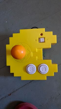 Pac-Man Plug and Play Arcade Controller/Console(Cash only)