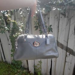 COACH  Penelope GREY Pebbled Leather Purse Satchel Handbag   ( Open Box ) model - F16529