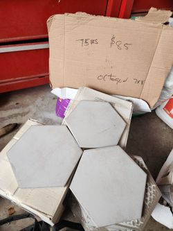 Octagon porcelain tile