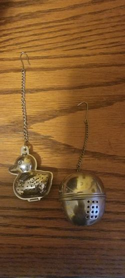 Vintage Tea Diffusers(set Of 2)