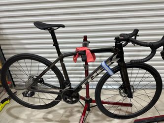 2023 trek Emonda carbon 52 cm