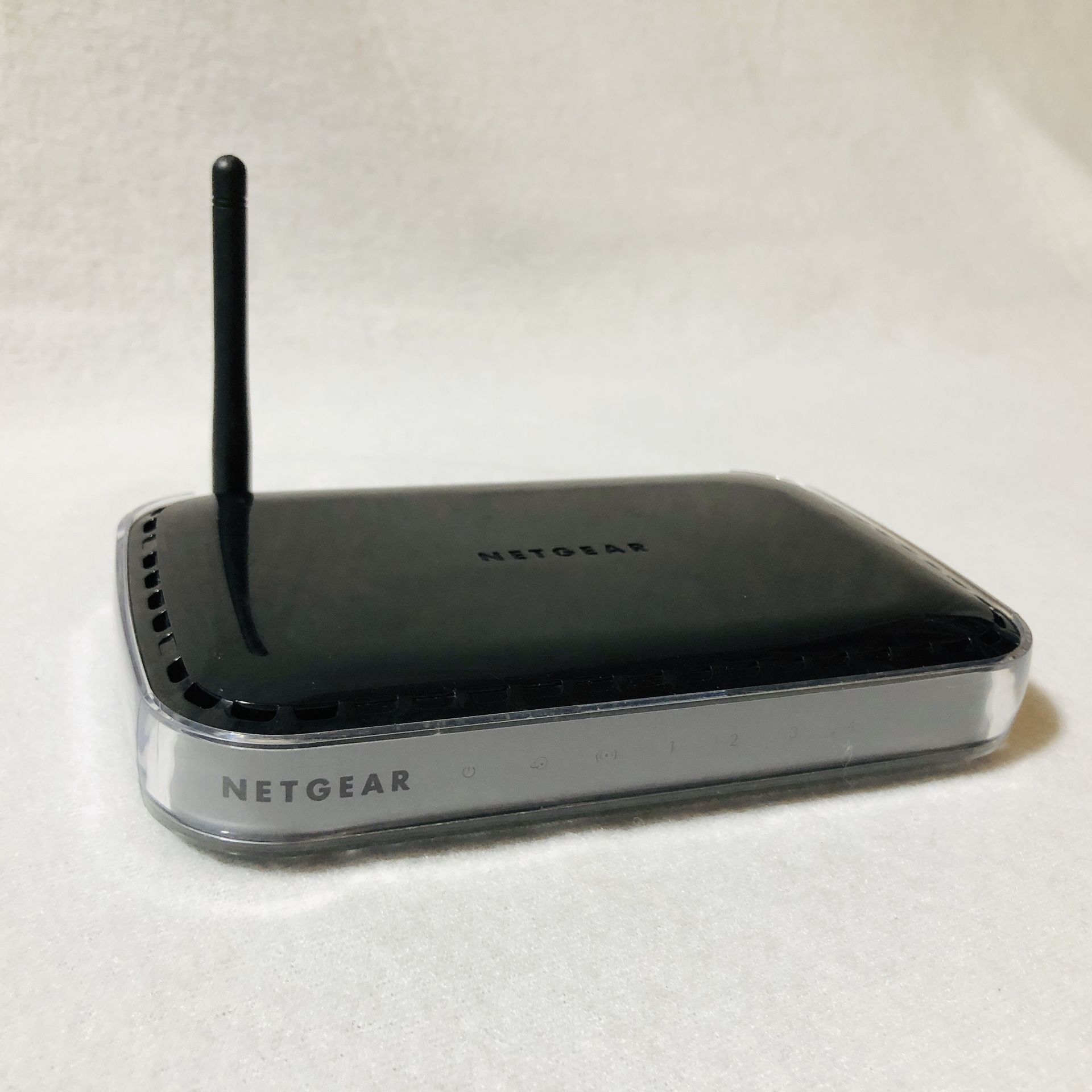 Netgear WNR1000v4 - G54/N150 4-Port 10/100 Wireless N Router WiFi Fast Internet