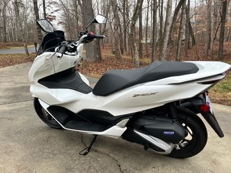 Honda Scooter PCX 2021