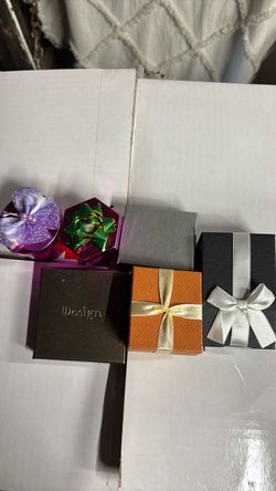 6 Assorted Small Gift Boxes with Ribbon Bows