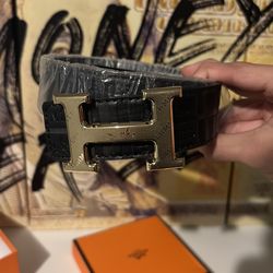 Hermès belt