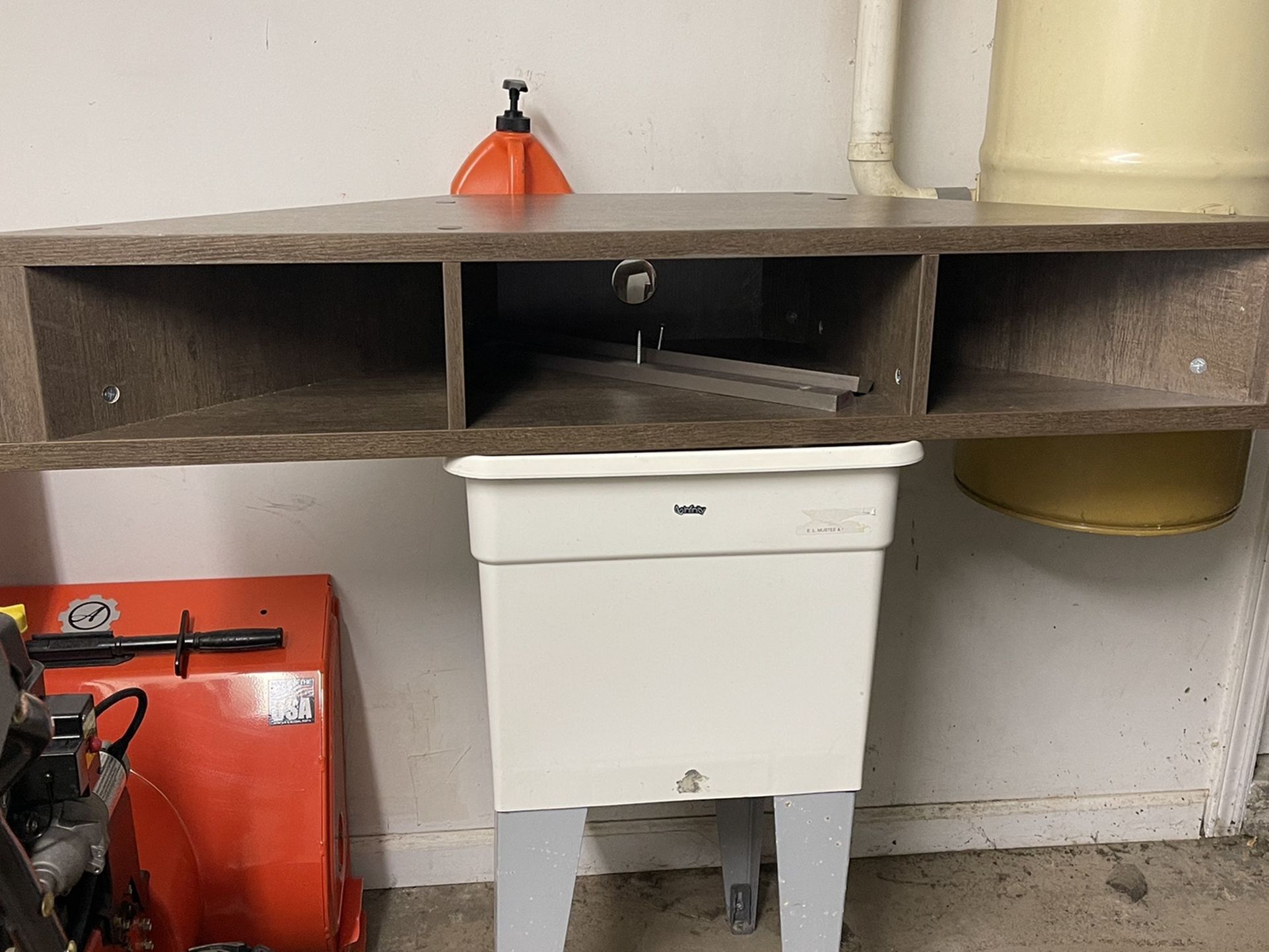 Corner Mount TV Stand