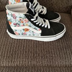 Vans High Top Floral print sneakers size 7 new!!