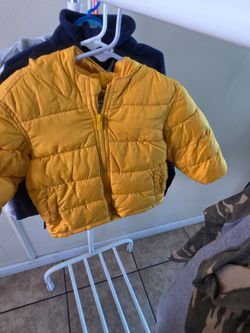 Kids Yellow Puffer Jacket with Hood 2t
