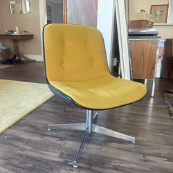 Modern Knoll Swivel Desk chair