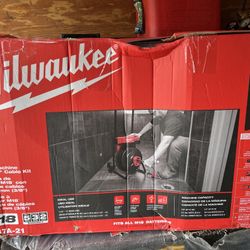 Milwaukee M18 Drain Cleaner