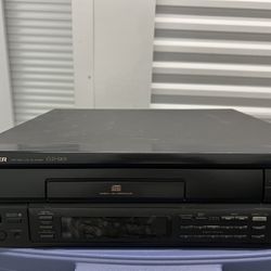 Pioneer CLD-S201 Laser disc Player & 7 Laser Discs
