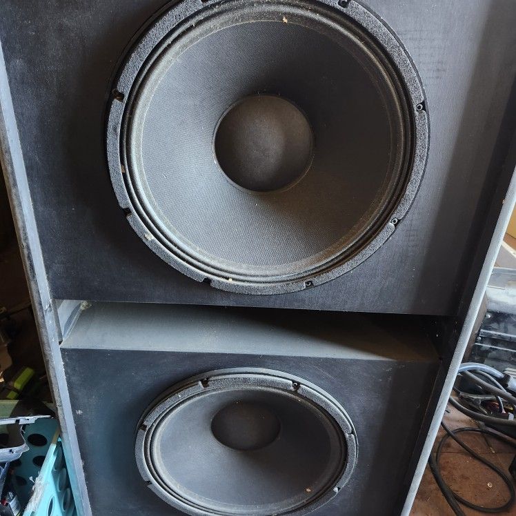 2 Bass Box