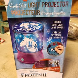 Make It Real Disney Frozen 2 Starlight Proiector for Girls - DIY Ceiling Projector Kit with Stencils & Scratch-Art Film,
Illuminates Bedrooms with Fro