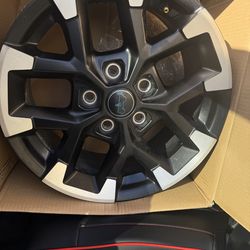 Rubicon OEM Rims 17” (5 Rims) $450.00