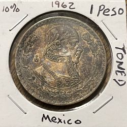 Plata 1962 Silver Mexican Un Peso Coin Nicely Toned.  Ley .100